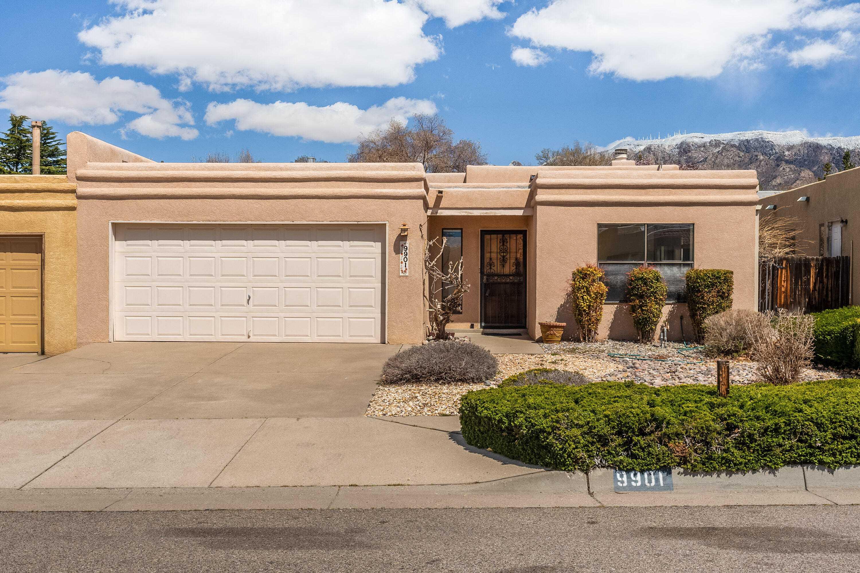 9901 Amigante, 1059551, Albuquerque, Townhouse,  for sale, Eric Pruitt, Berkshire Hathaway HomeServices New Mexico Properties